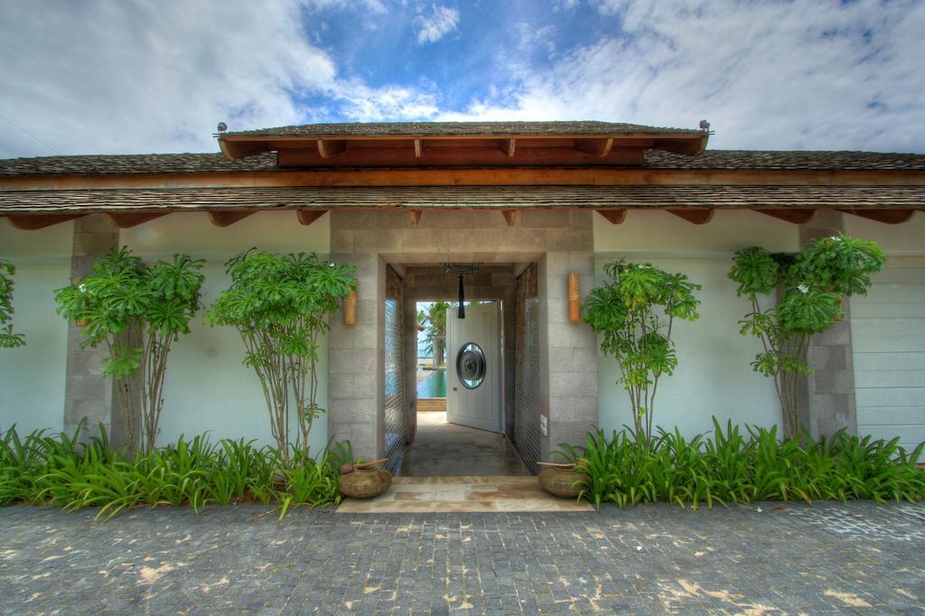 Villa Beach Front