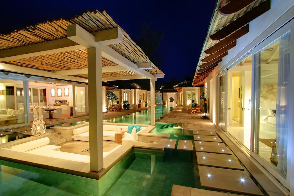 Villa Beach Front