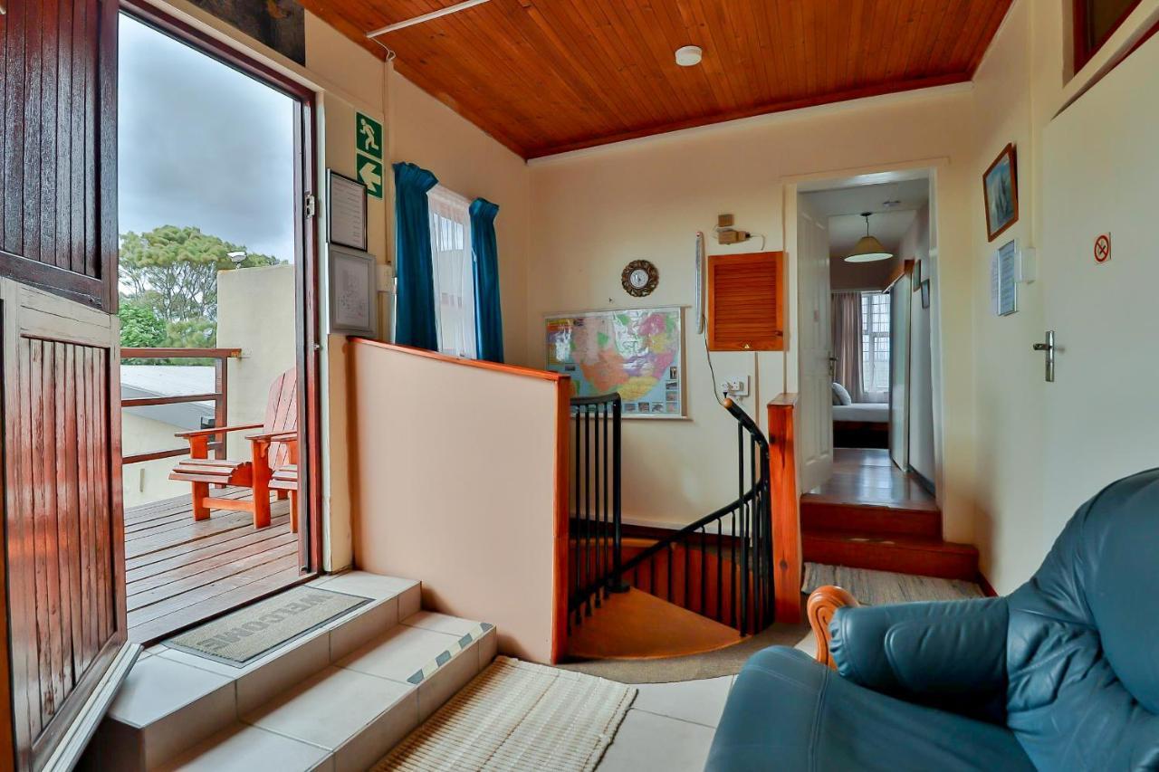 Family Room,1138001920:JPEG