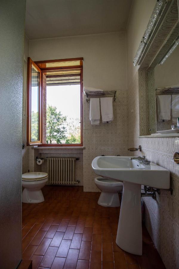 Camera Doppia con Letti Singoli con Bagno