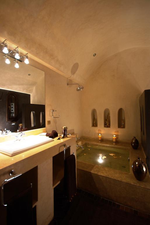 Six-Bedroom Villa,115110800:JPEG