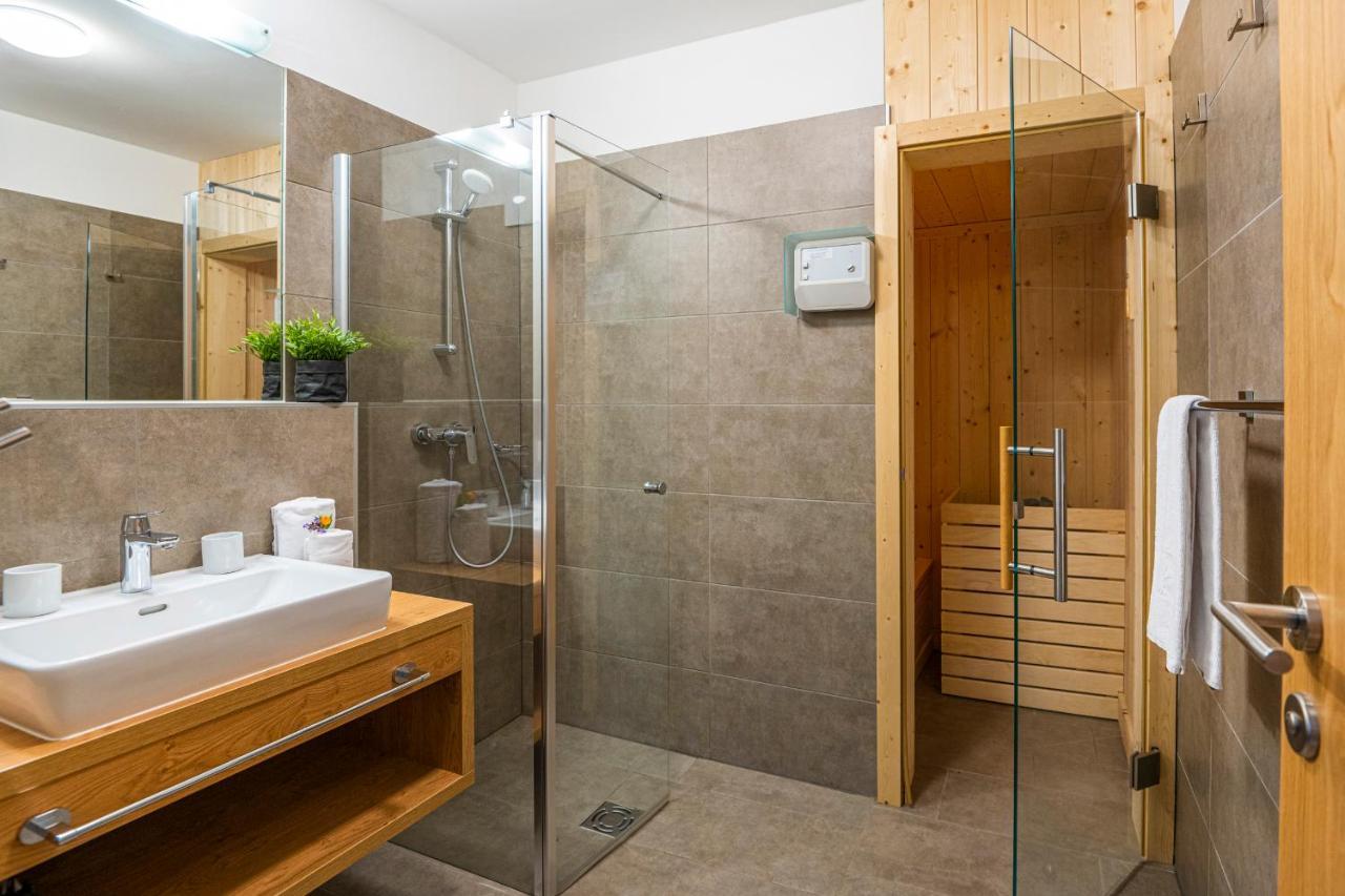 Chalet mit 4 Schlafzimmern und eigener Sauna