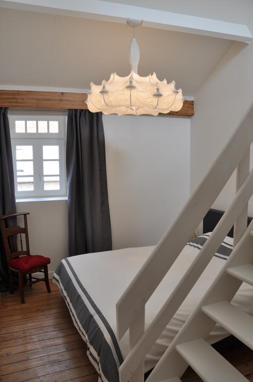 Two-Bedroom House,136019064:JPEG