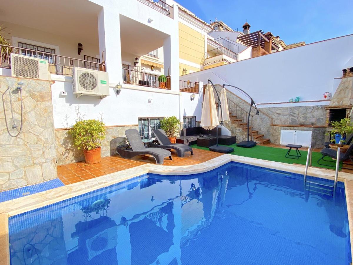 Villa con piscina privada