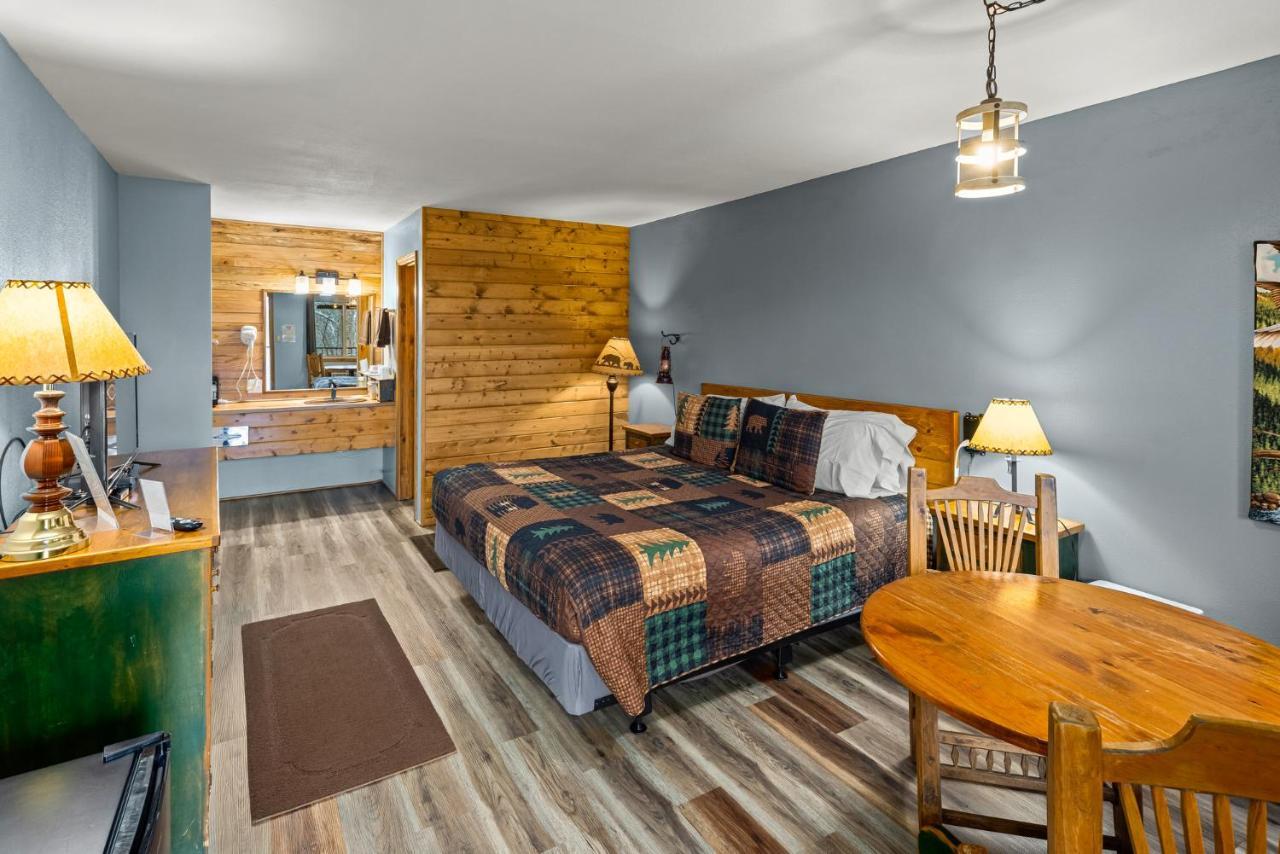 Deluxe King Room,1382318264:JPEG