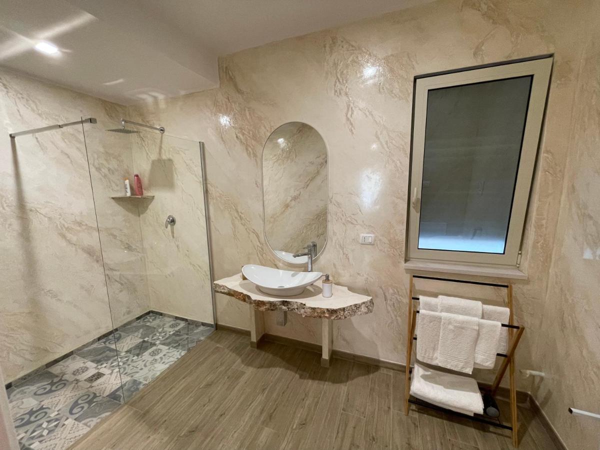 Appartamento con Vista Piscina