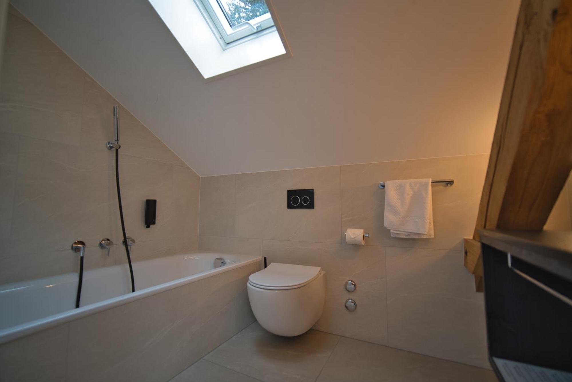 Studio with small bathtub