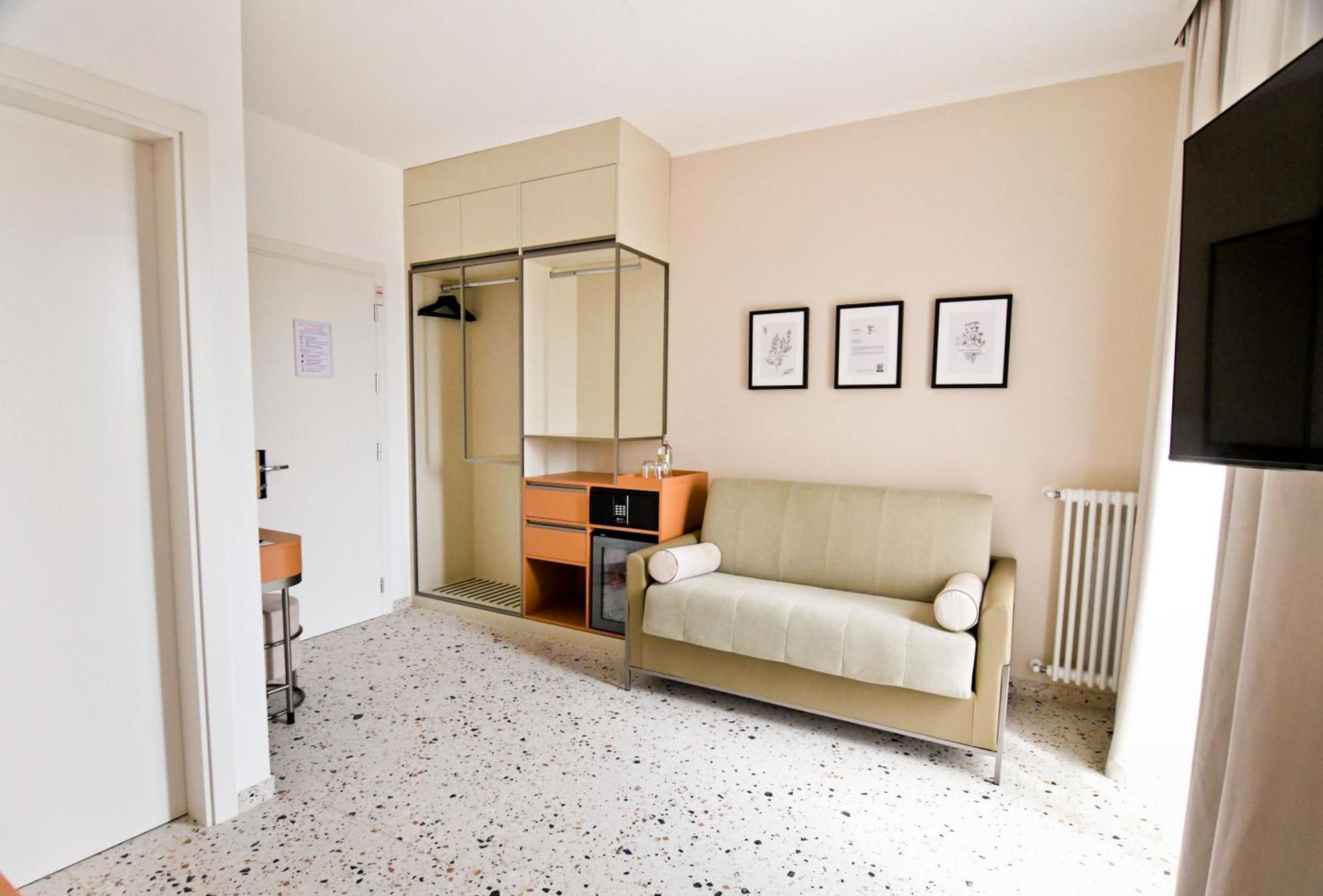 Camera Matrimoniale con Balcone