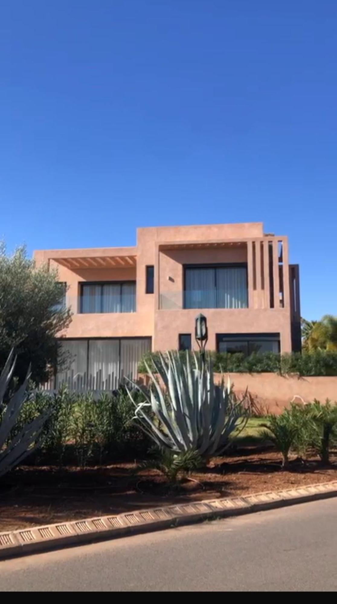 Villa