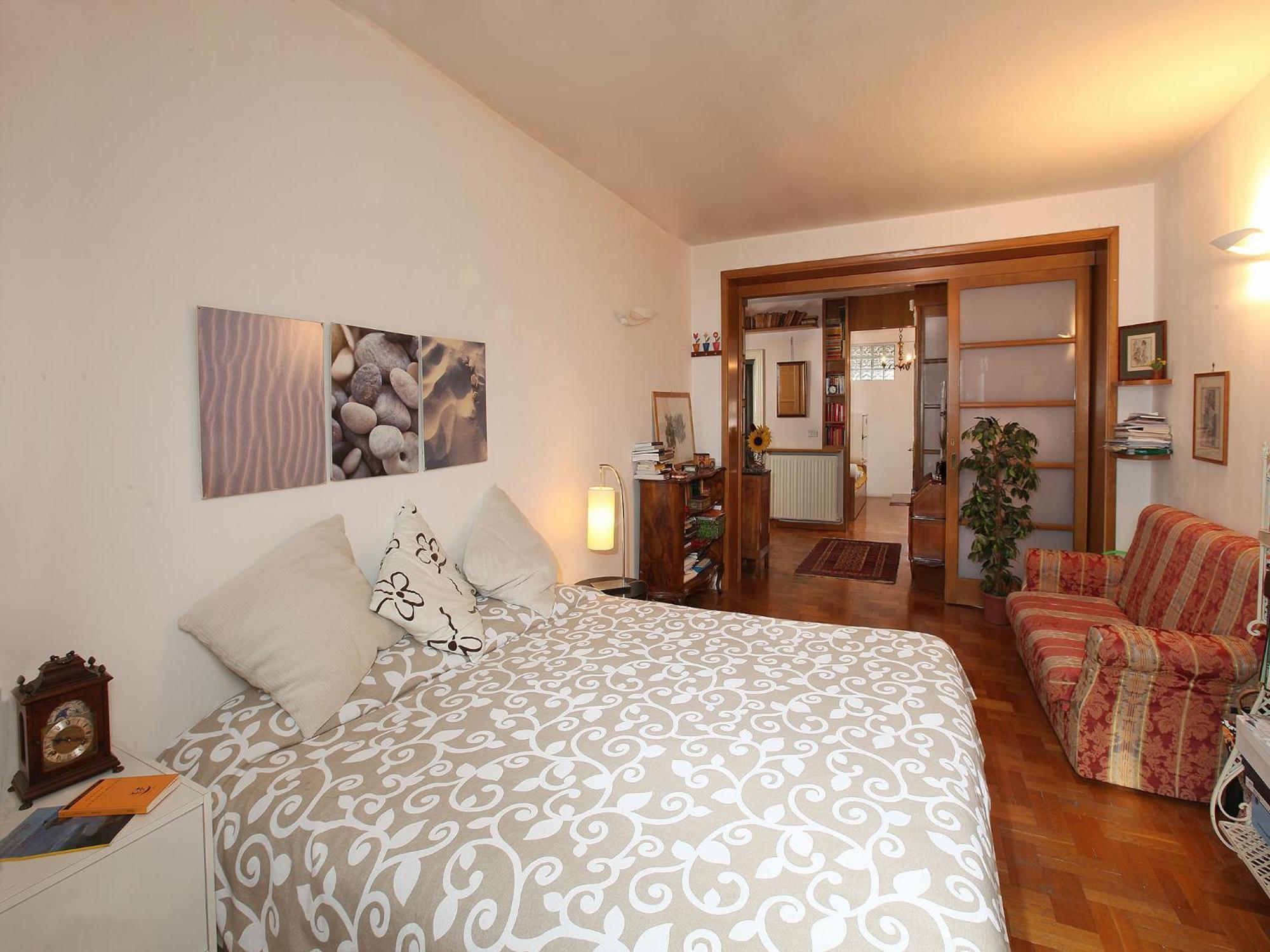 Two-Bedroom Apartment City View