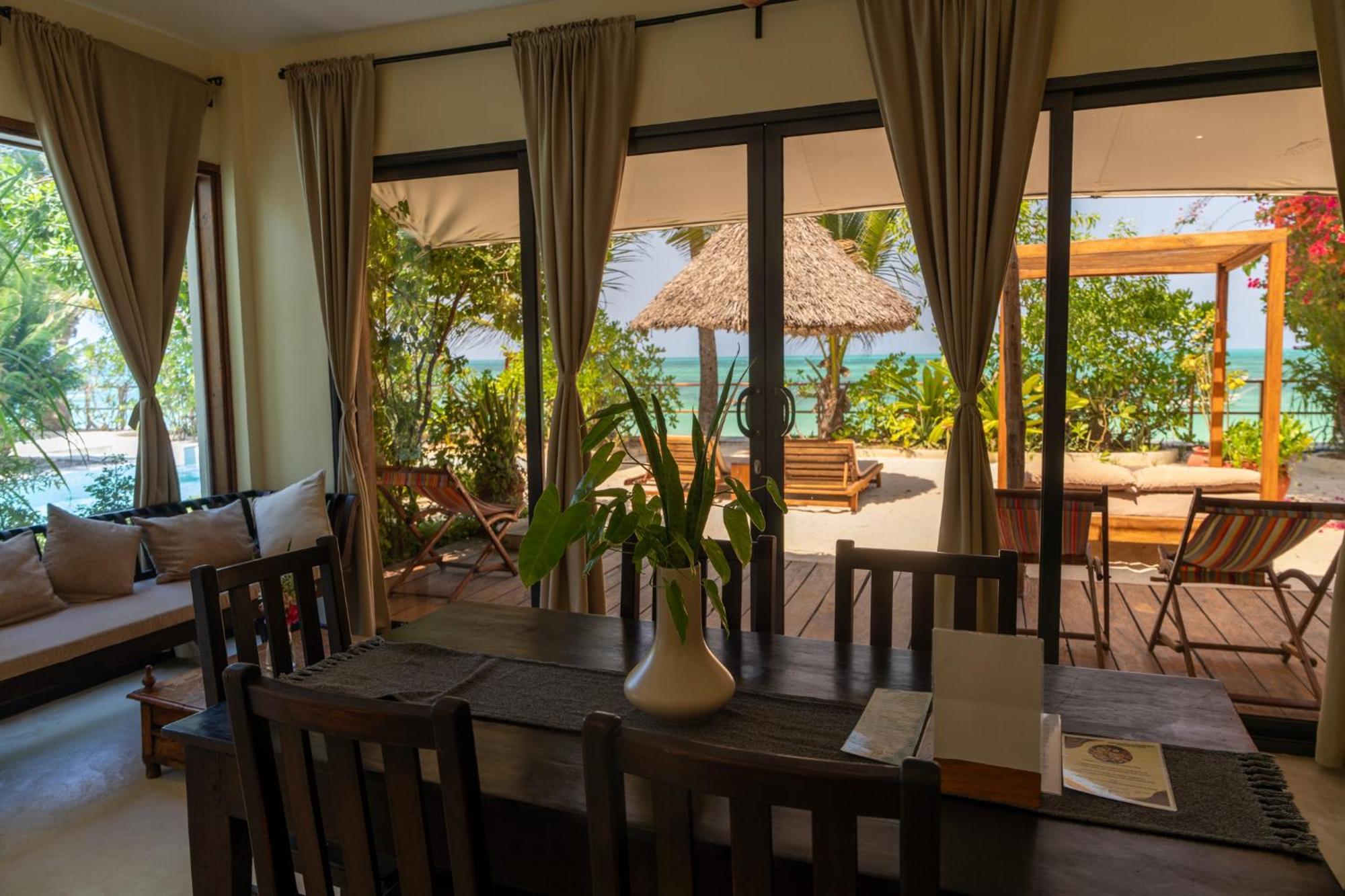 Three-Bedroom Deluxe Villa Sea View