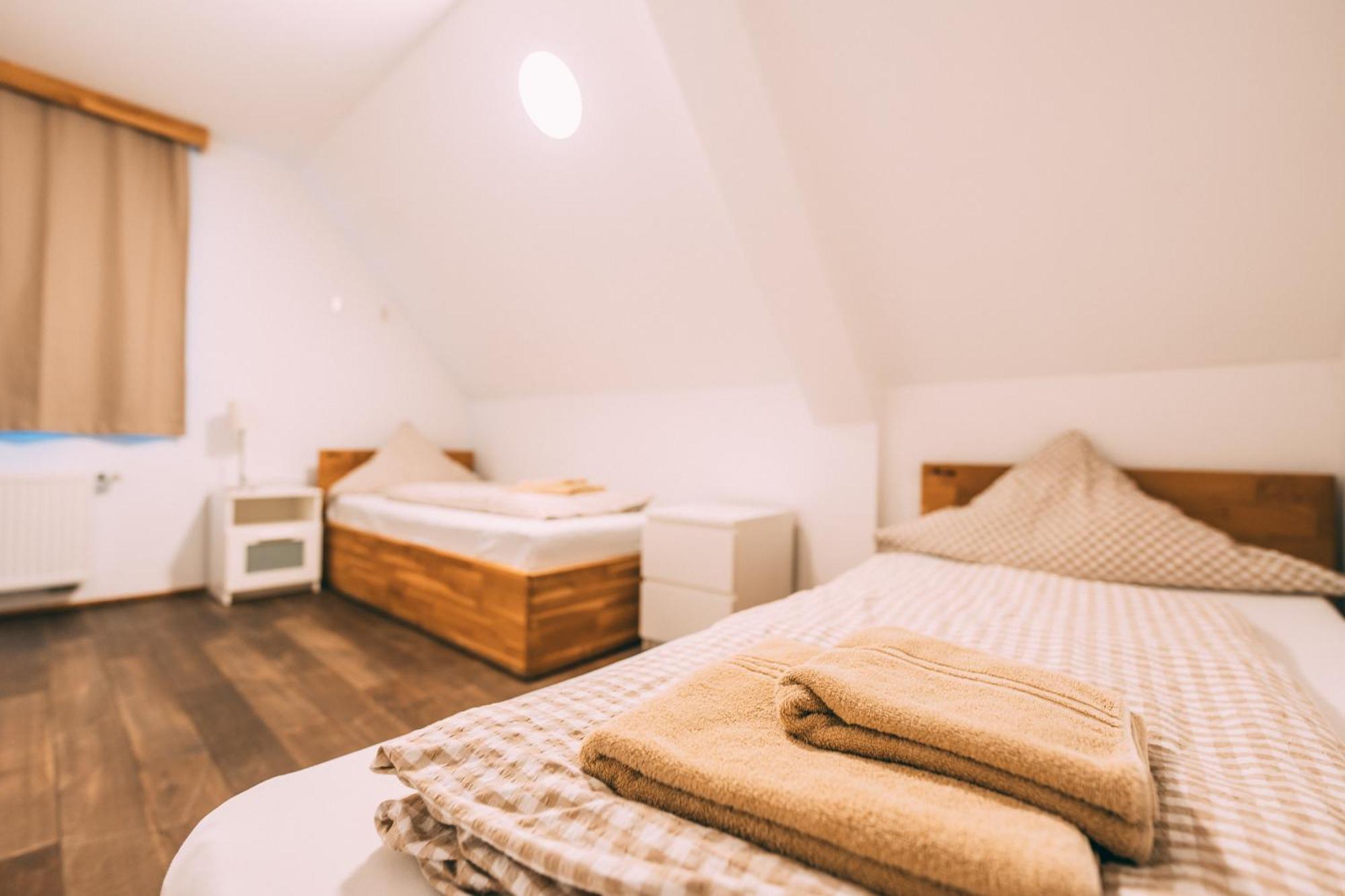Apartment mit 2 Schlafzimmern und Balkon
