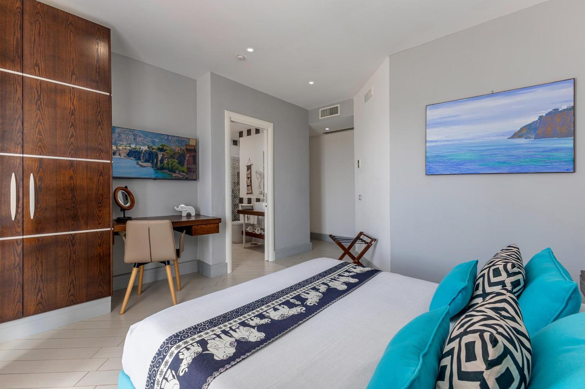 Five-Bedroom Villa