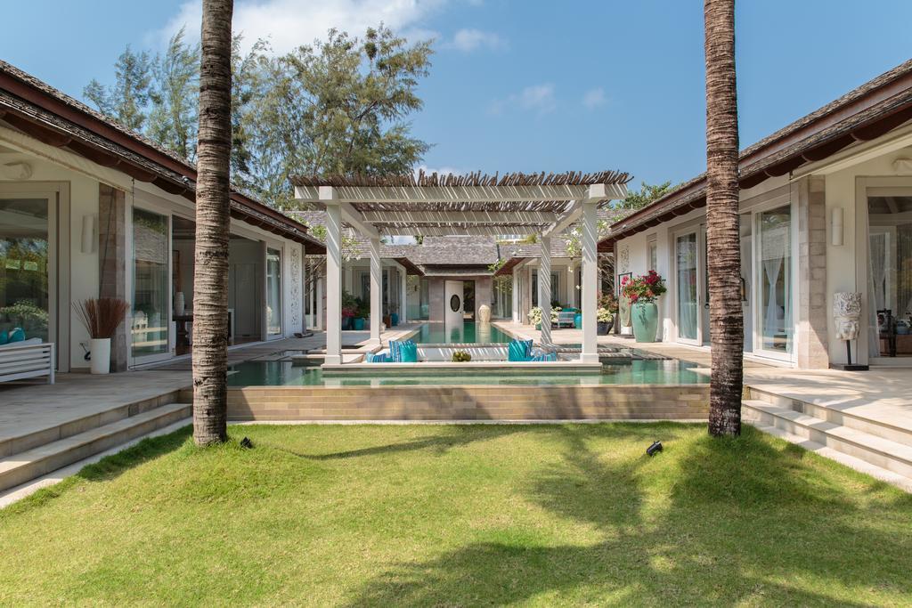 Villa Beach Front