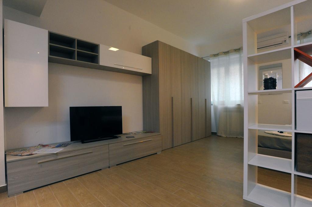 Premier Studio