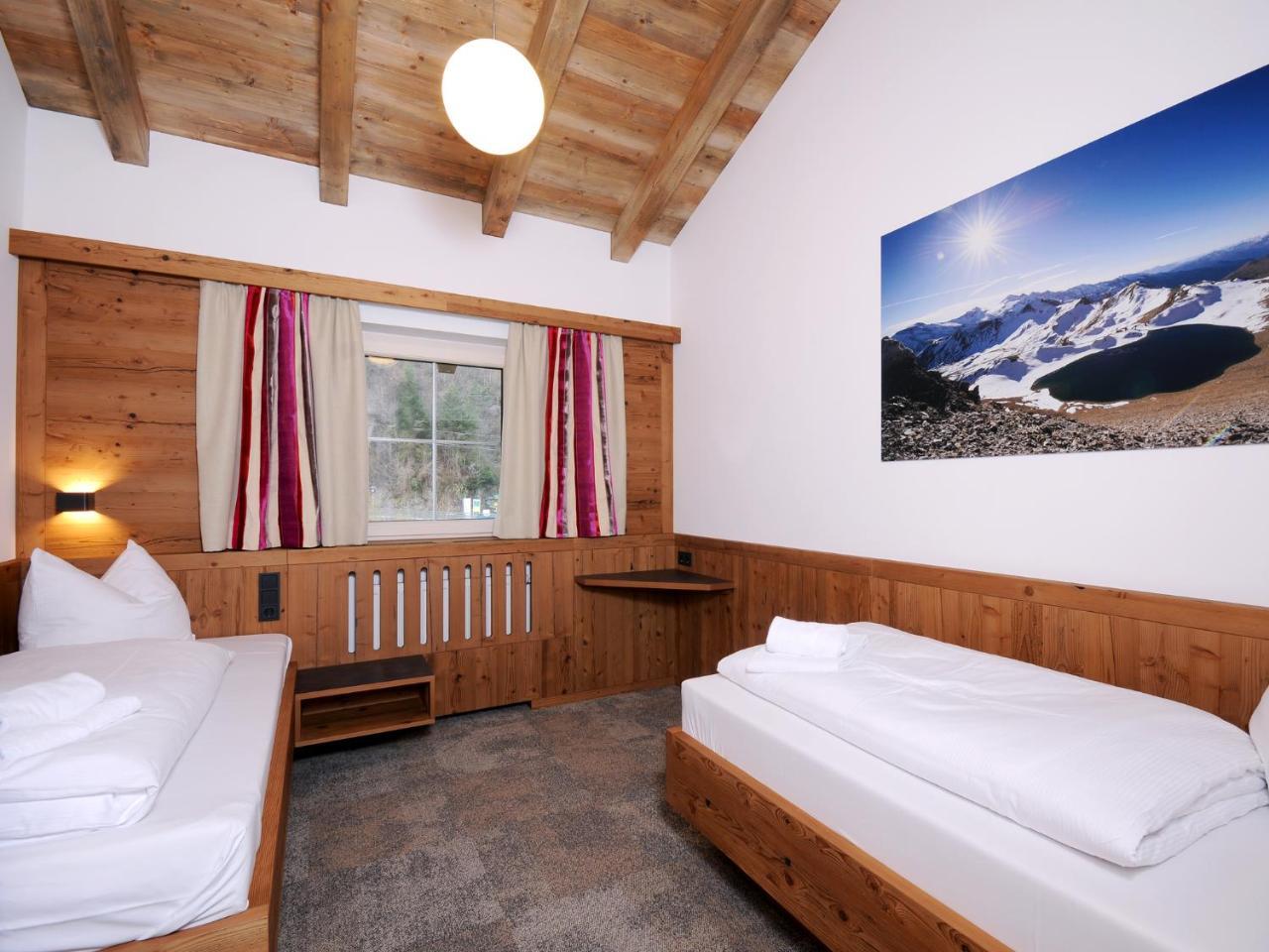 Superior Chalet