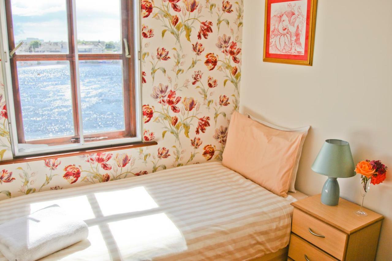 Three-Bedroom Townhouse