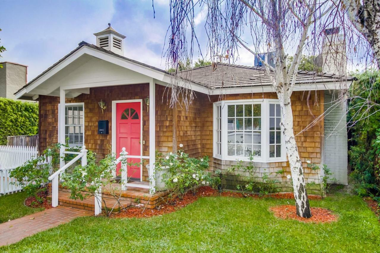 Two-Bedroom House,870026852:JPEG