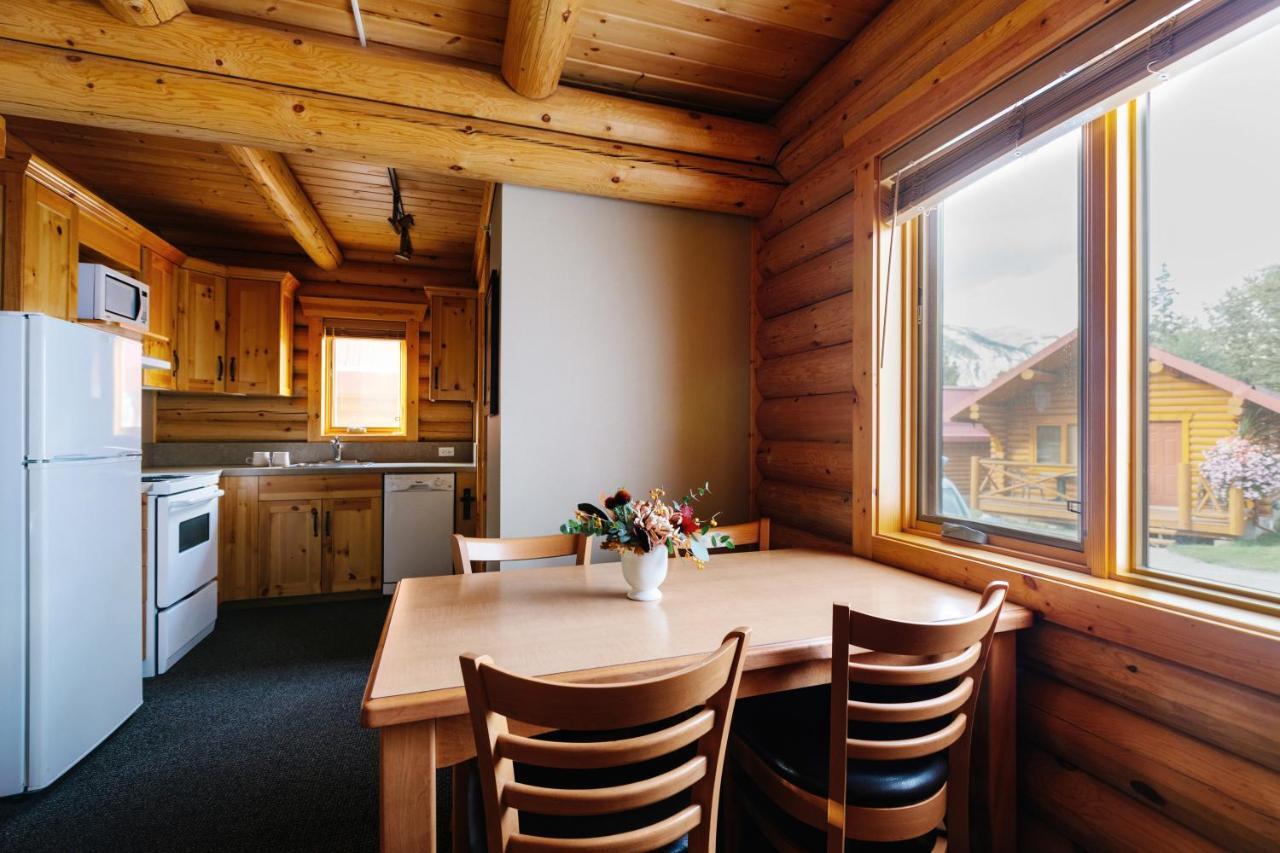 Miette Executive Cabin - 2 King
