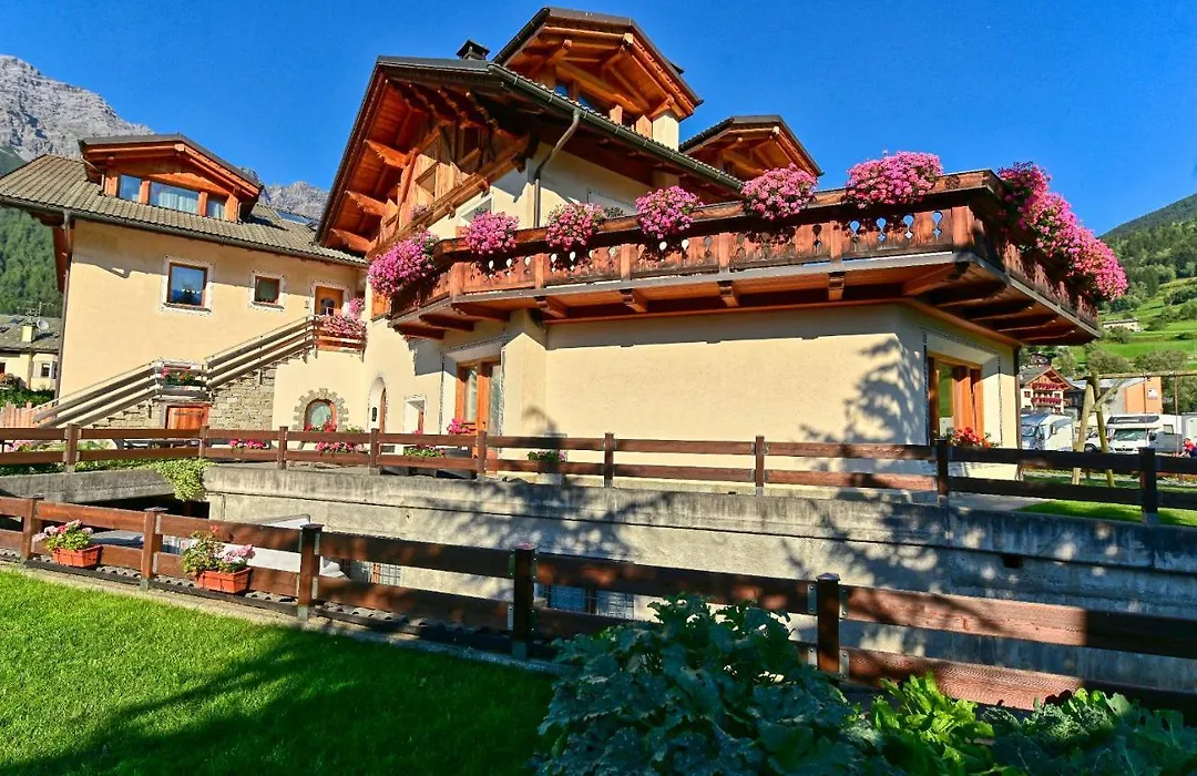 Casa Caste-1