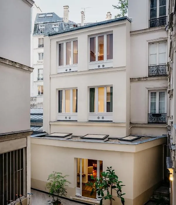 Edgar Suites Notre-Dame - Lagrange-1