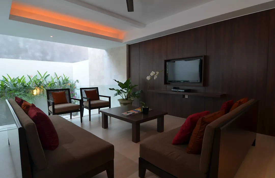 Villa Kayu Raja-1