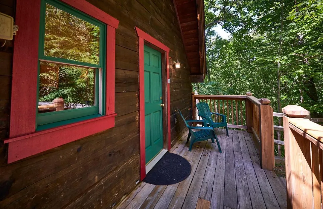 Gatlinburg Adventure Cabins-1