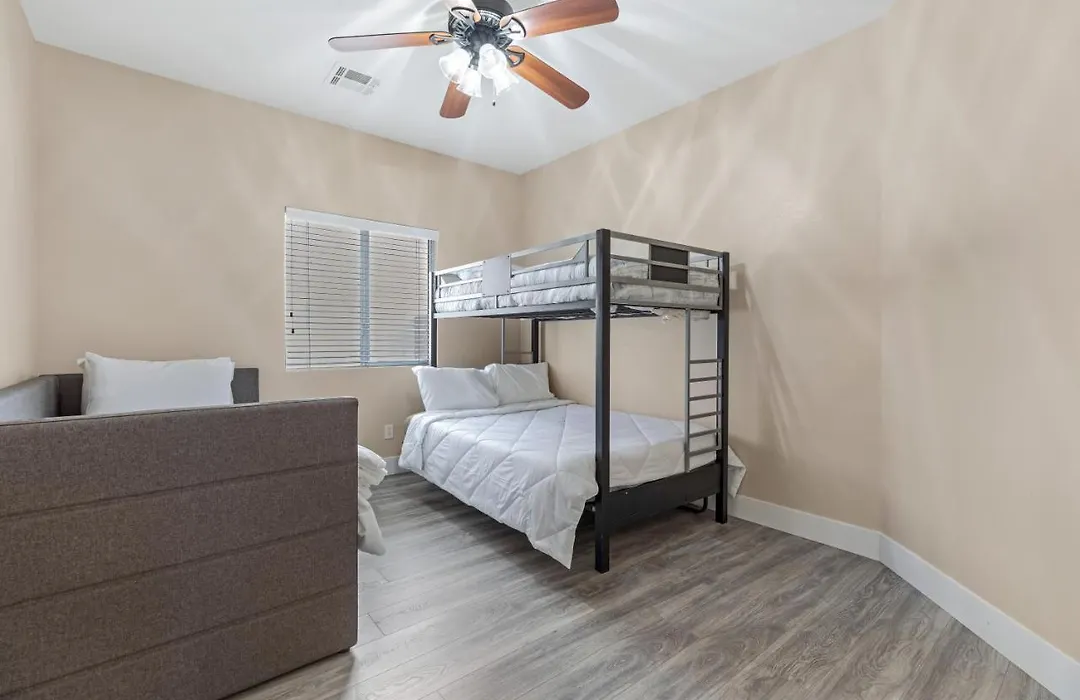 Beautiful Spacious Single Story Vegas Home-1