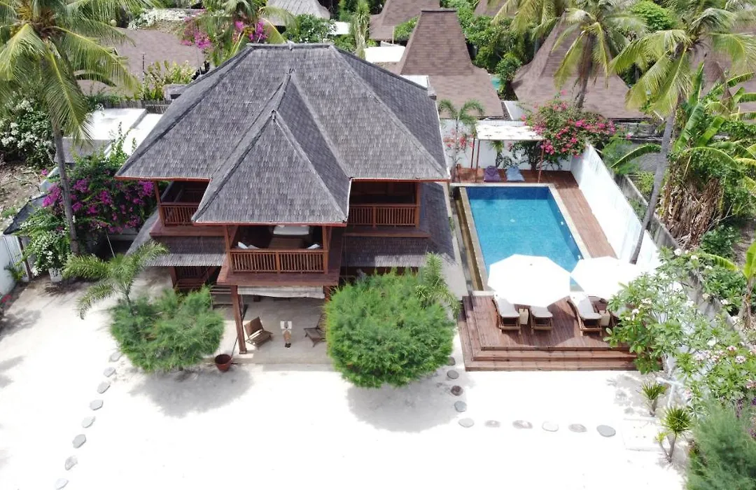 Villa Luna Sunset Beach-1