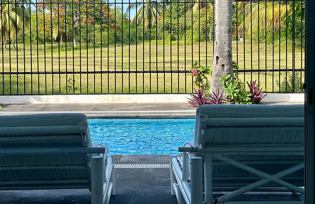 4Br Beautiful House In The Hotel Zone By Solmar Rentals-1