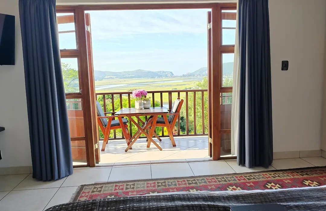 Candlewood Lodge-1