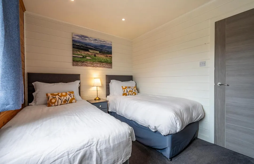 Kinnaird Woodland Lodges-1