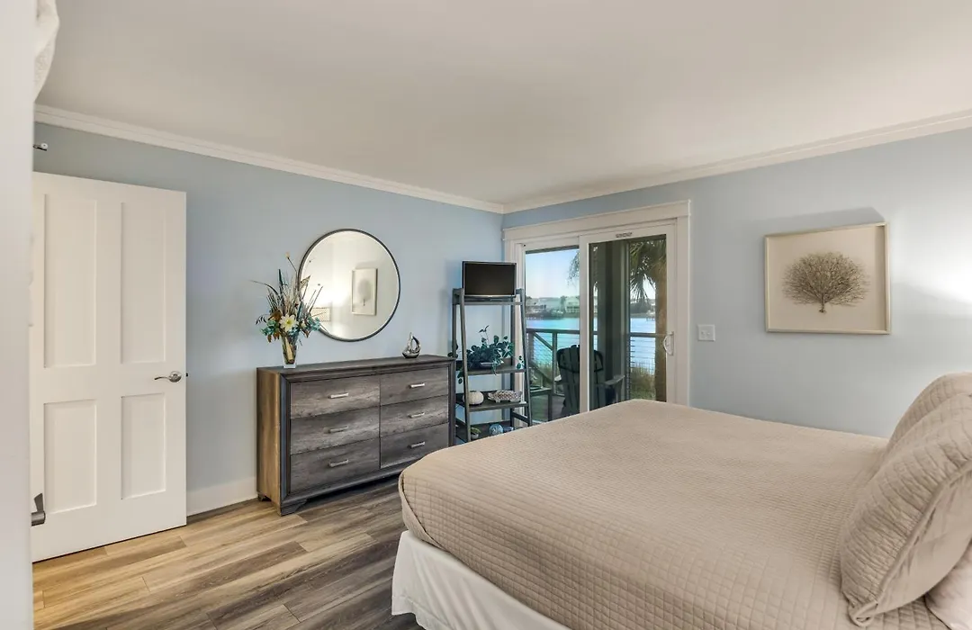 Mariners Cay 52-1