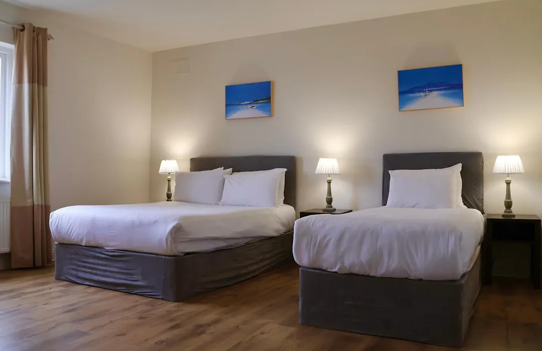 Doolin Village Lodges-1