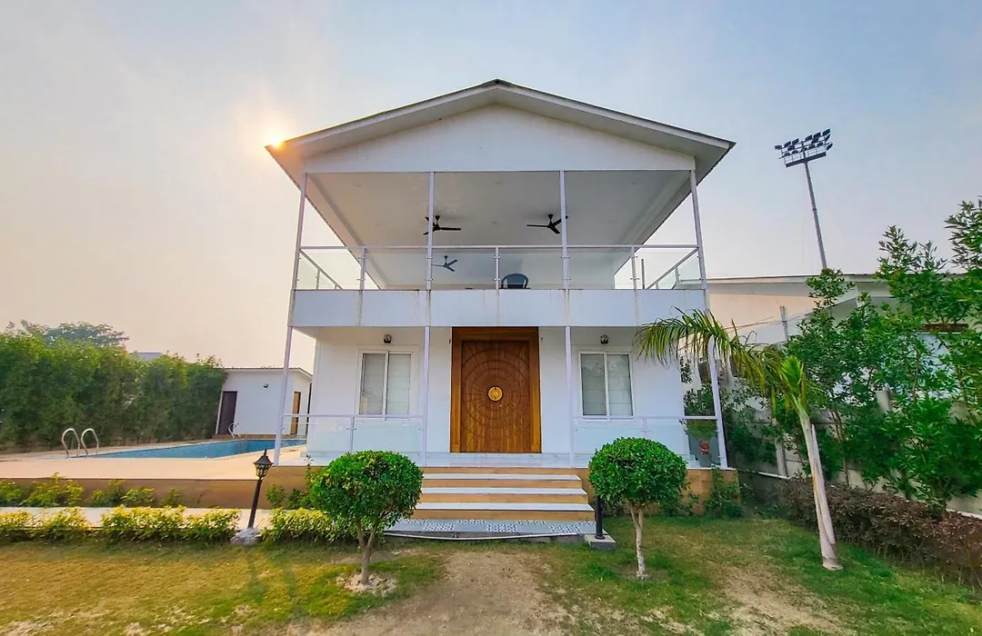 Vacationbuddy Elysian Farm With Pool Noida-1