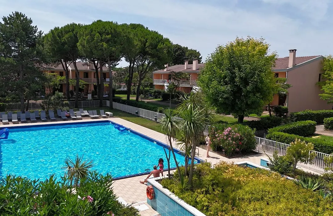 Villaggio Dei Fiori-1