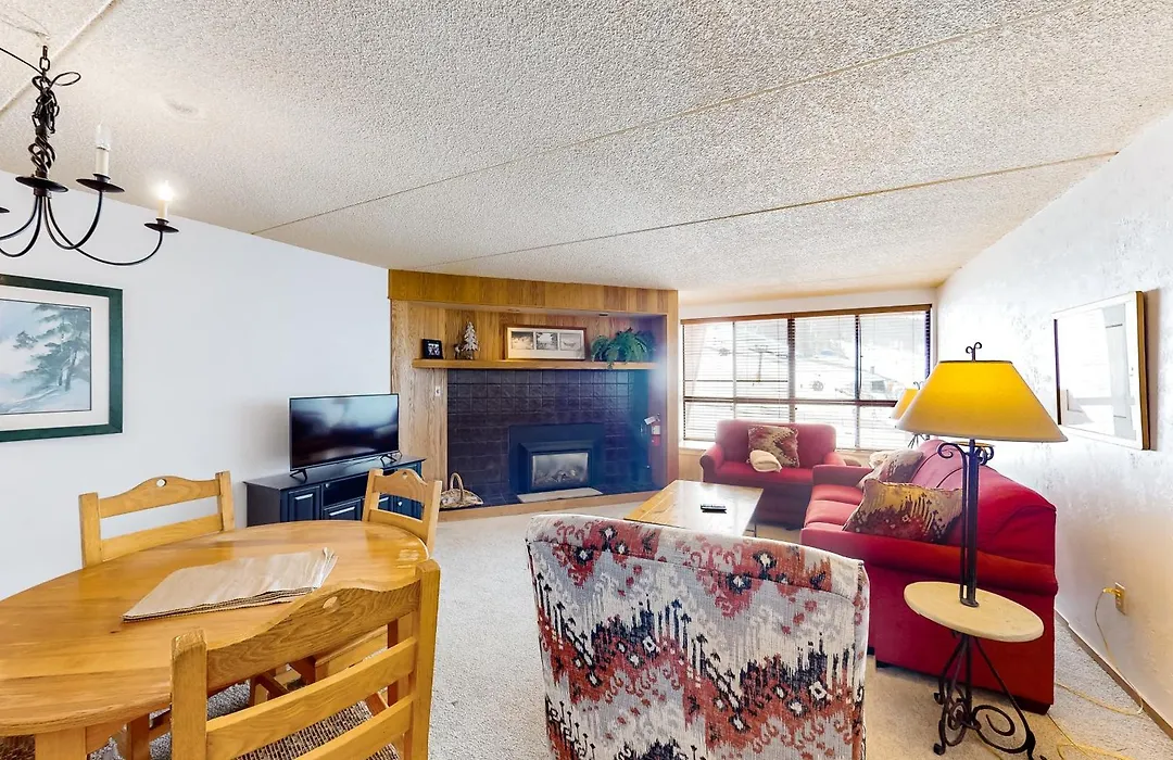 Spruce Lodge-1