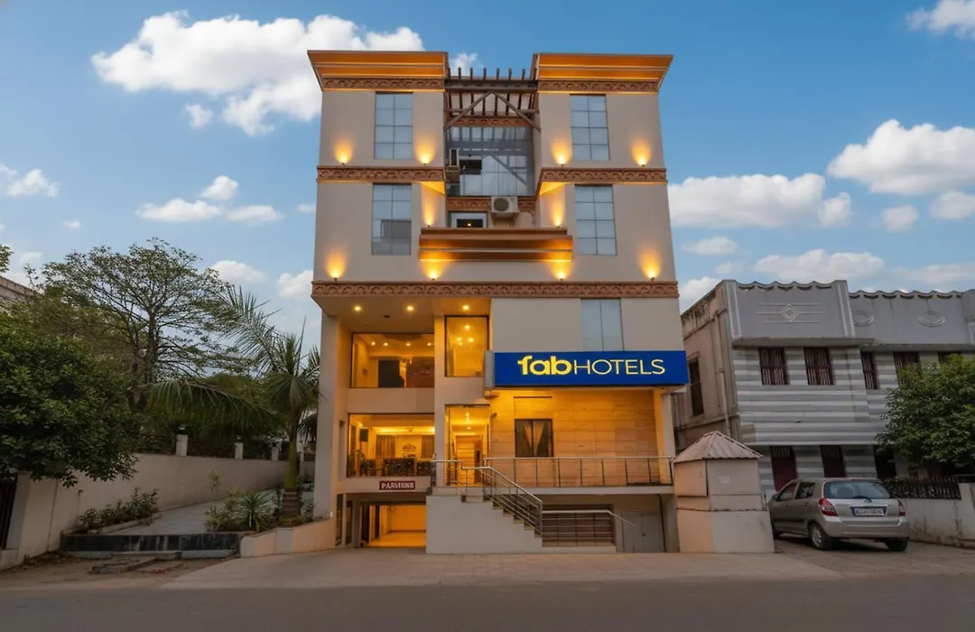 Fabhotel Ess Paradise-1