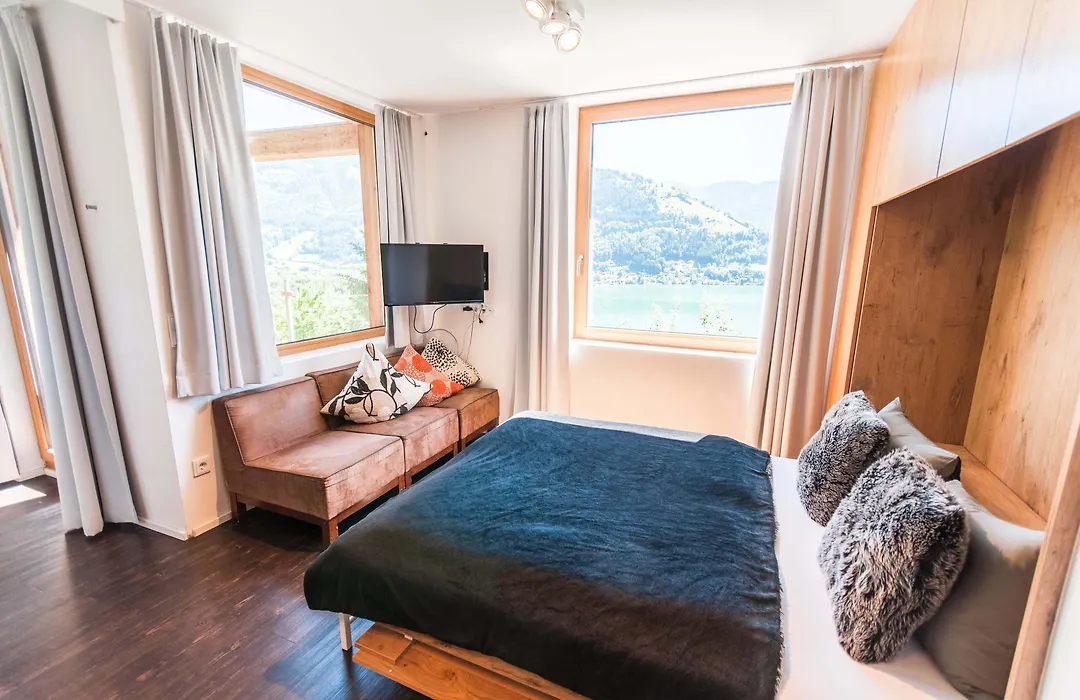 Chalet Max Pan-1