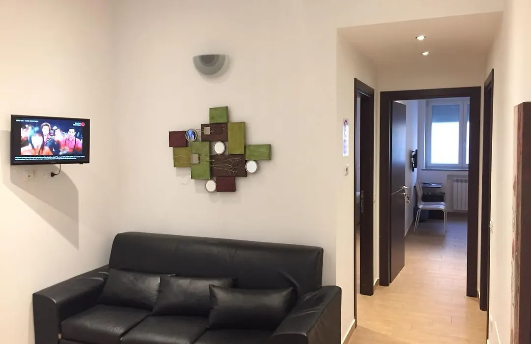 Kings Of Rome Apartments-1