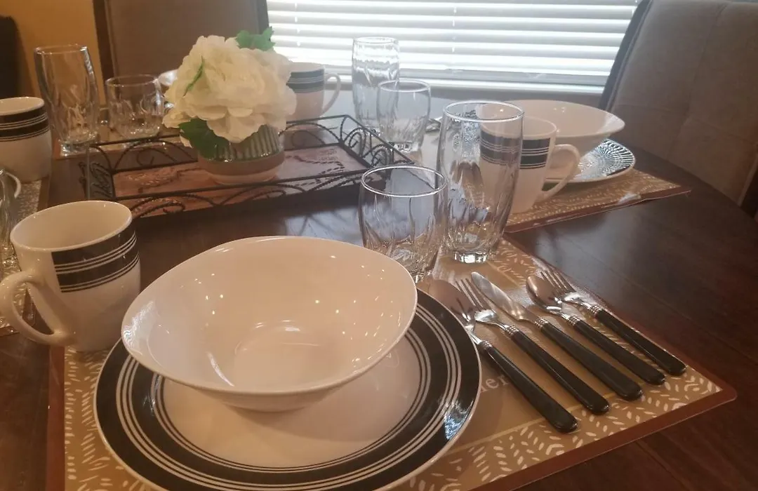 Close To Strip, Very Private, Gated, Huge Floorplan, Wifi, Washer&Dryer-1