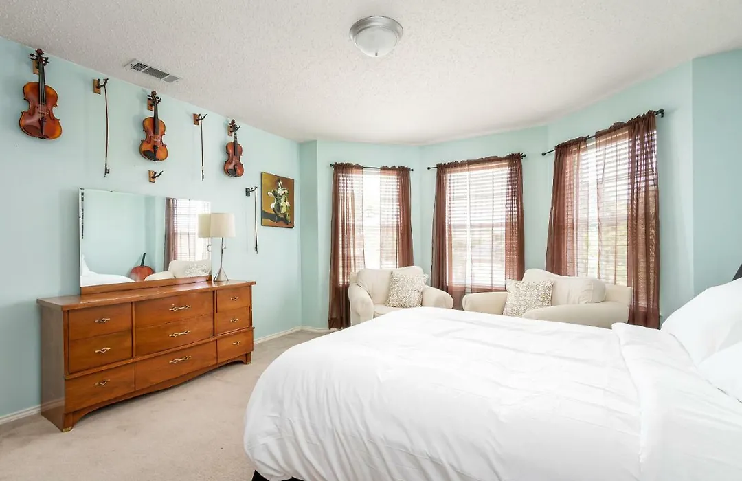 Symphony Home Near Fort Worth Stockyard, Globe Life, At&T By Homestaypros-1