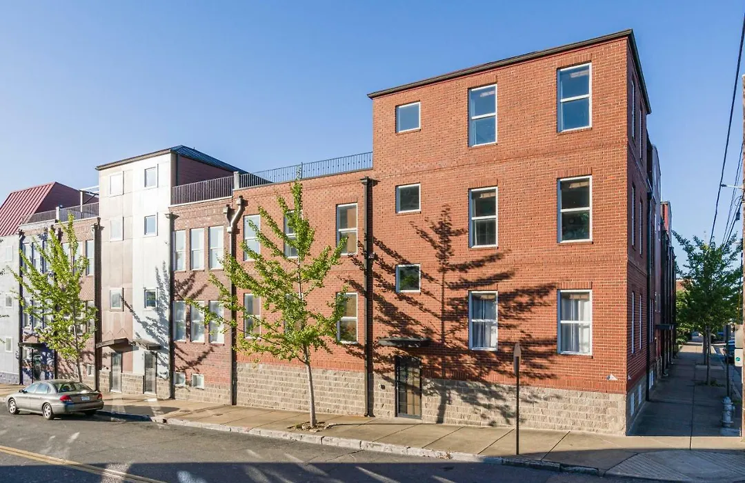 3 Blocks To Beale, 4B 6B, Garage, Roof Top Deck, Hot Tub, View, Sleeps 18-1
