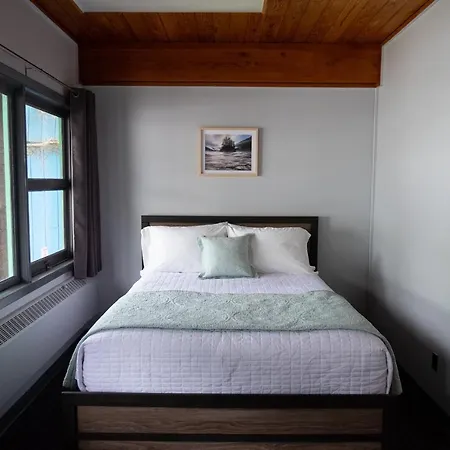 Seward Adventure Lodge-3