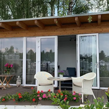 Tiny House Oder Ferienwohnung Auf Der Sunset Marina-2