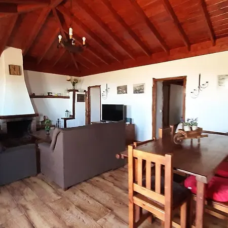 Casas Rurales Los Guinderos-2