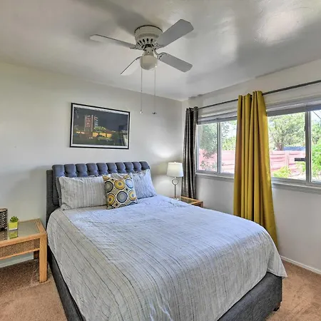 Vintage Las Vegas Oasis < 3 Mi To The Strip!-2