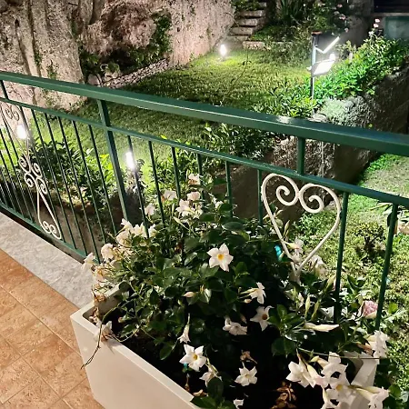 Minori Palace De Luxe Apartment-2