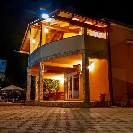 Villa Anita-2