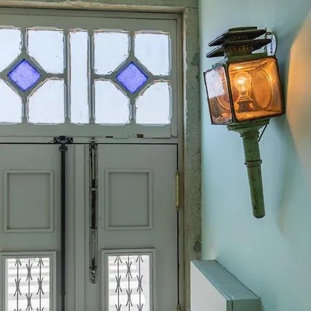 Classic Villa In Beato Lisbon-2
